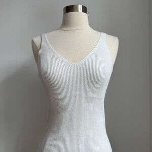 White MANGO Ribbed V-Neck Tank Top - Size Medium